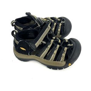 Keen Newport H2 Shoes Youth Kids Size 10 Green Black Outdoor Waterproof Boy Girl